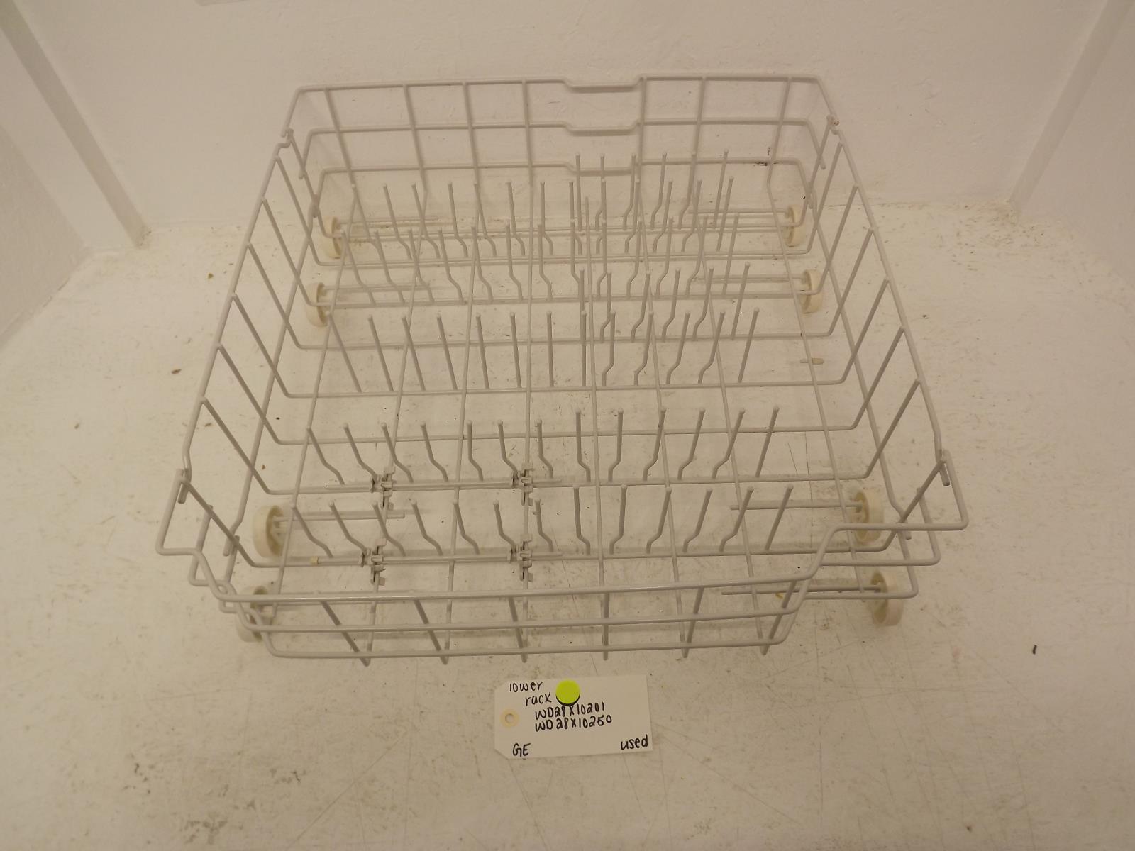 GE Dishwasher WD28X10201 WD28X10250 Lower Rack Used GE Dishwasher WD28X10201 WD28X10250 Lower Rack Used